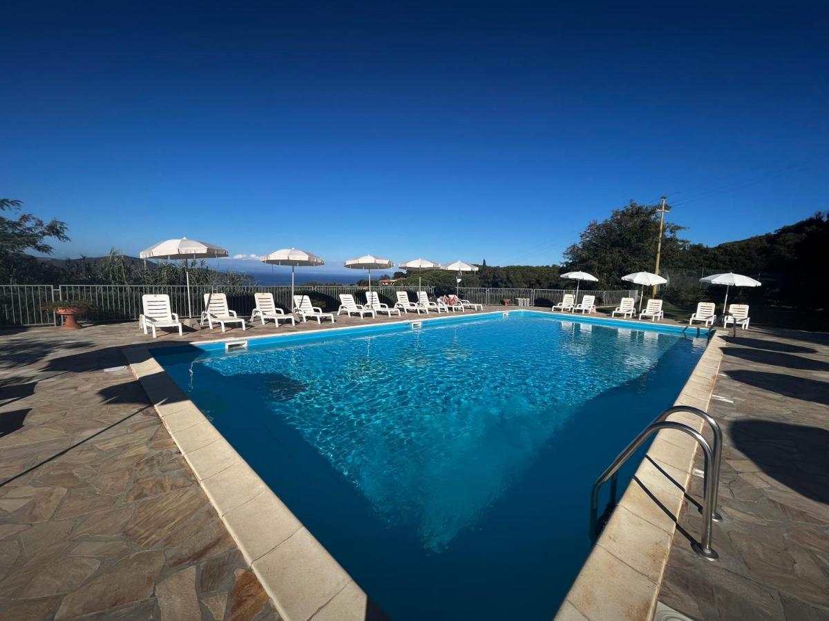 Monolocali Le Lecce Pool & Tennis Capoliveri  Zewnętrze zdjęcie