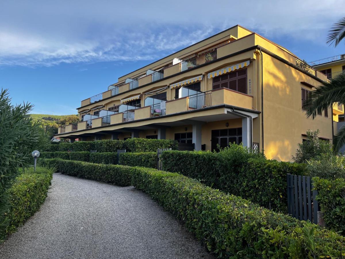 Monolocali Le Lecce Pool & Tennis Capoliveri  Zewnętrze zdjęcie