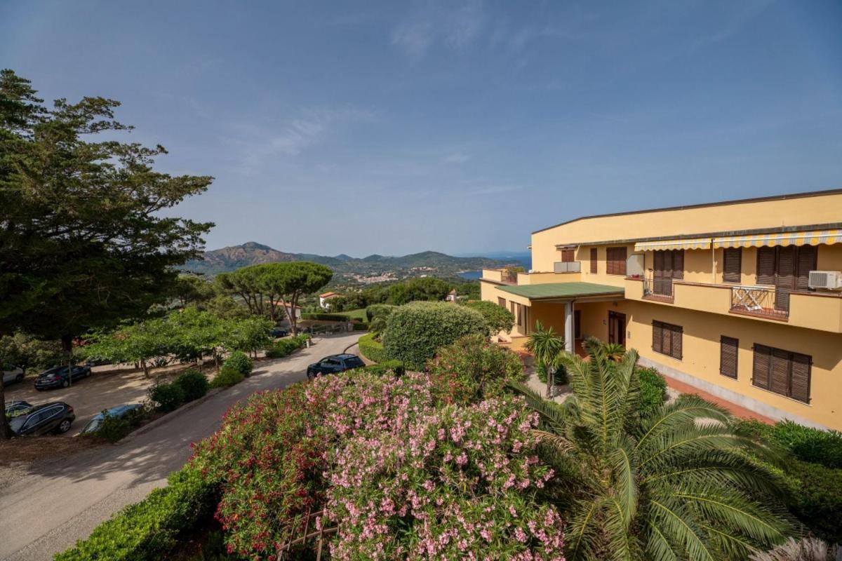 Monolocali Le Lecce Pool & Tennis Capoliveri  Zewnętrze zdjęcie